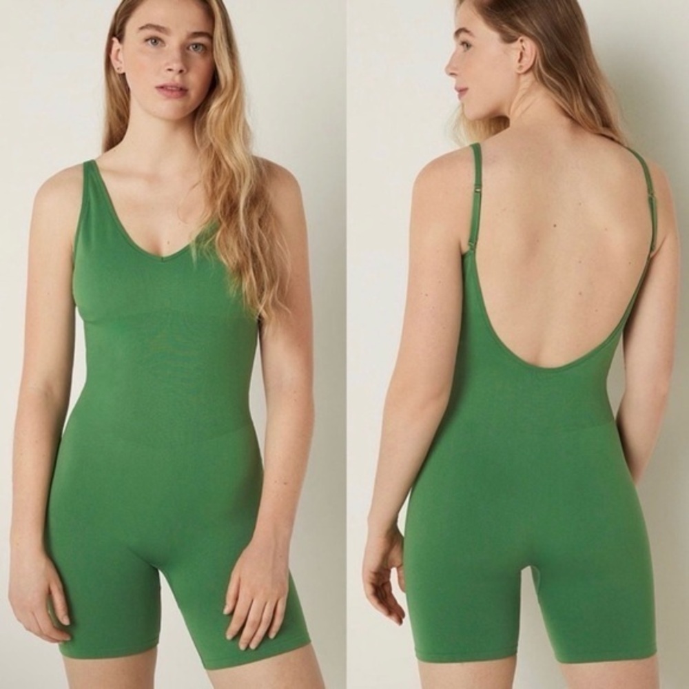 NWT VS Pink Seamless Workout Onesie Green XL